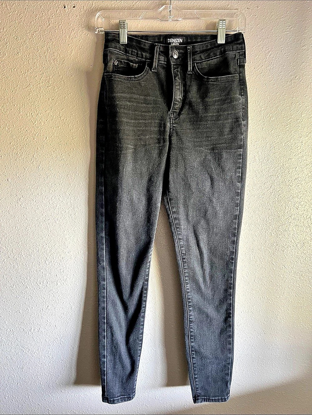 Denizen Levi's Ultra High Rise Super Skinny Jeans